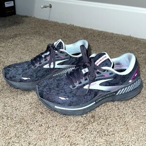 Brooks -  Adrenaline GTS - Women’s Athletic Shoes - Size 7 - grey/pink